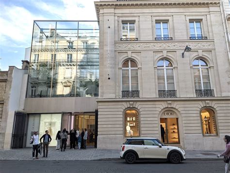 galerie dior france.